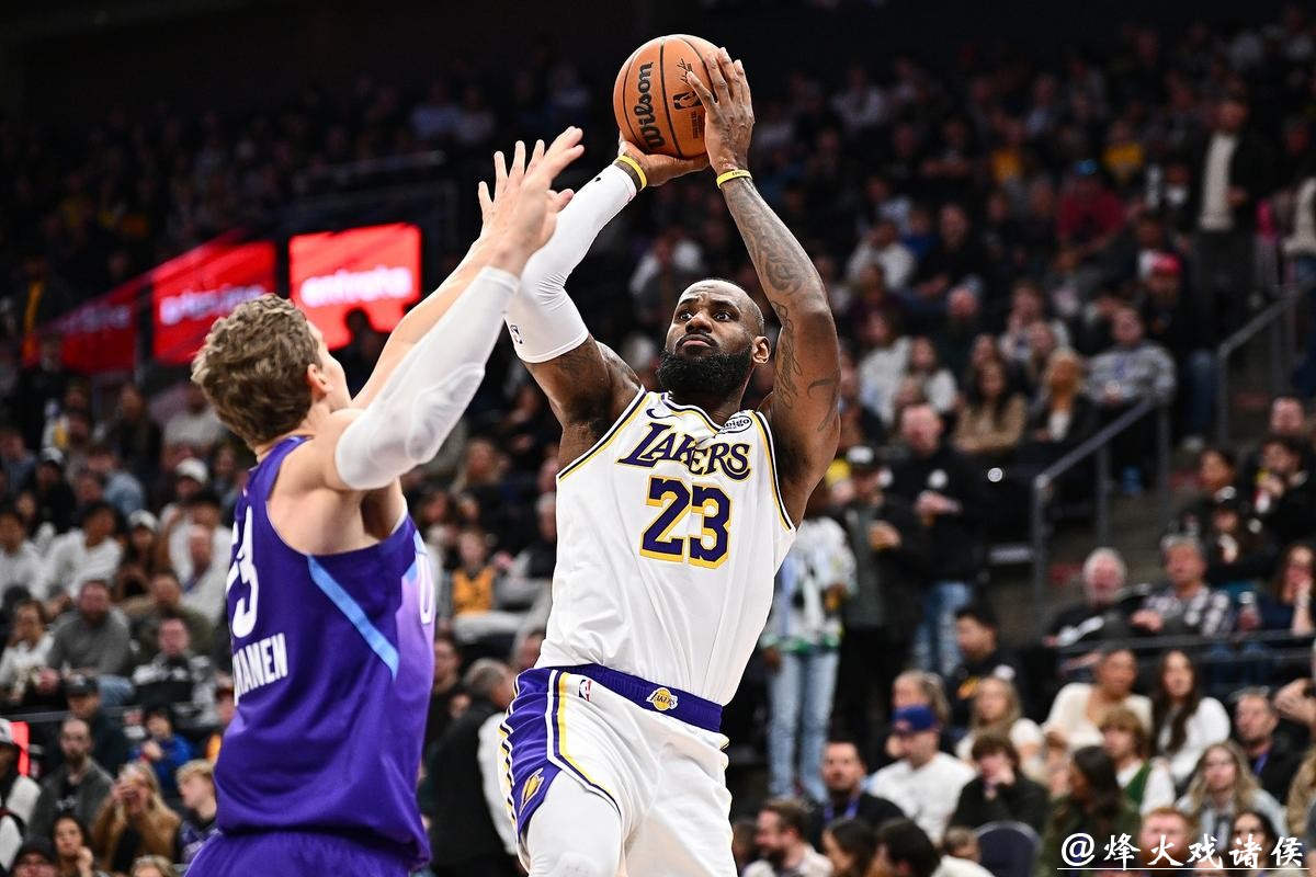 浓眉33+11詹姆斯27+14 湖人险胜爵士回西部第5 浓眉33+11詹姆斯27+14 湖人险胜爵士回西部第5